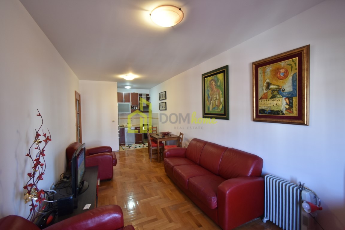 Jednosoban stan 46m2, Preko Morače